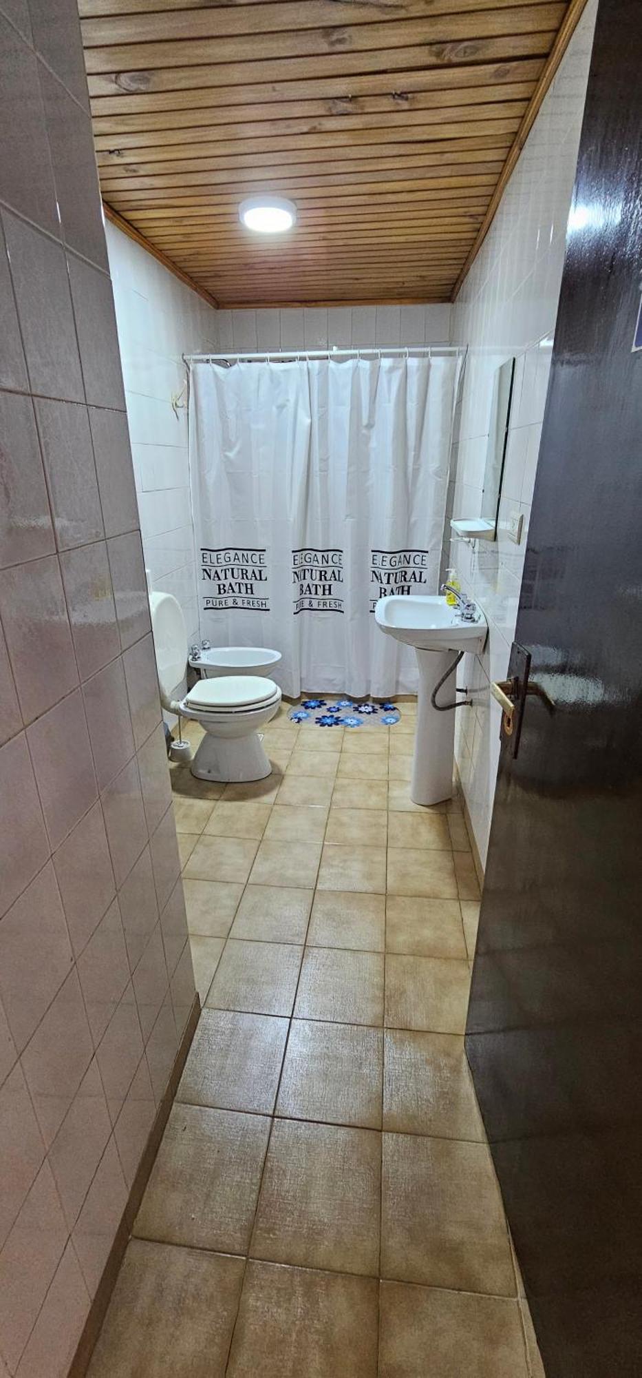 Matices Hostel Centro El Calafate Ngoại thất bức ảnh